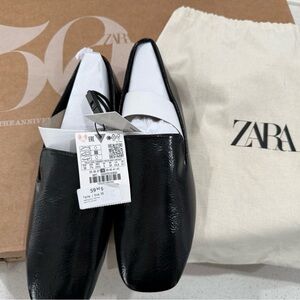Zara Women's Black Slip-On Loafers